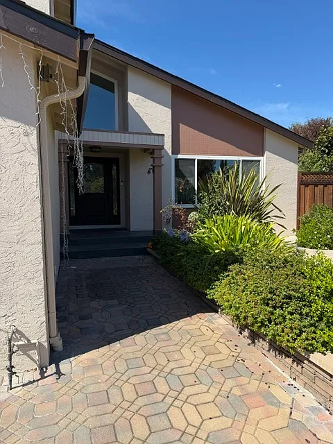 3 bed, 2.5 bath, 1722 sqft, $4,800 — Photo 2