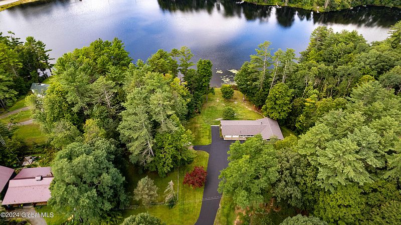2nd image of 129 Pine Lane