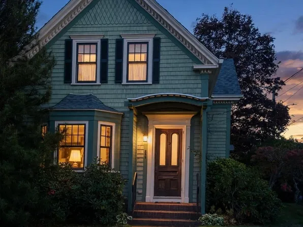 268 Court St, Plymouth, MA 02360