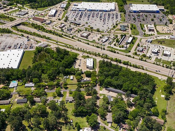 5th image of 100 Rosedale Dr