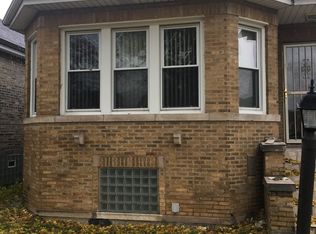 10038 S Emerald Ave, Chicago, IL 60628