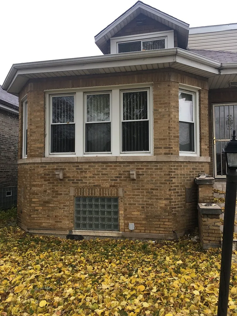 10038 S Emerald Ave photo 1