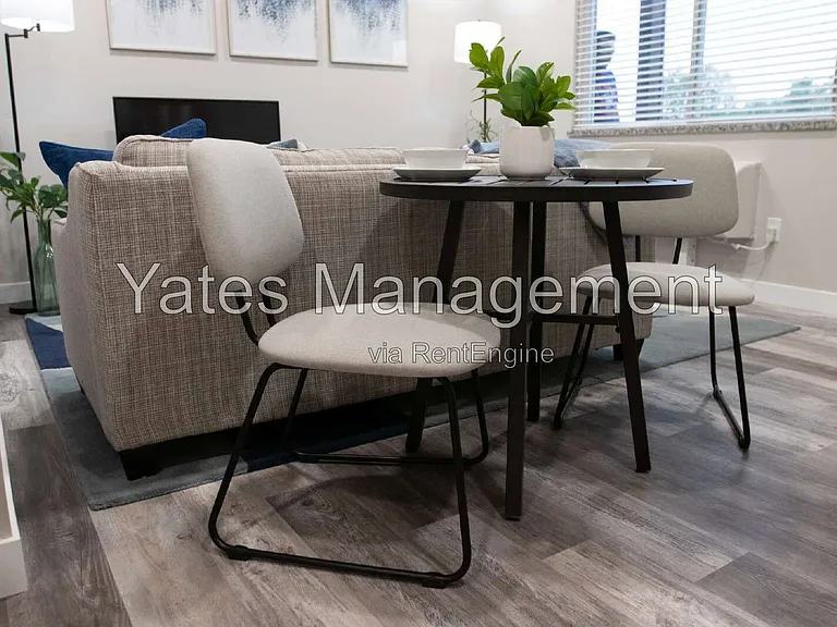 411 W McPherson Ave #203 — Photo 7