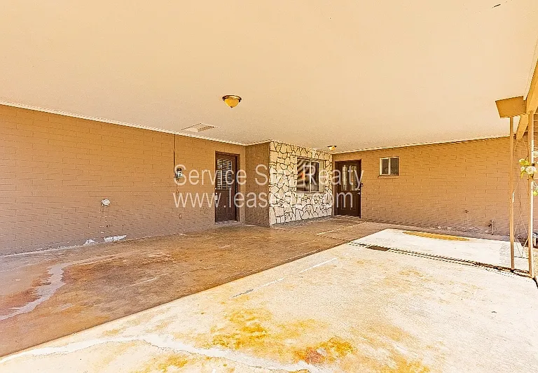 532 W Dublin St — Photo 42