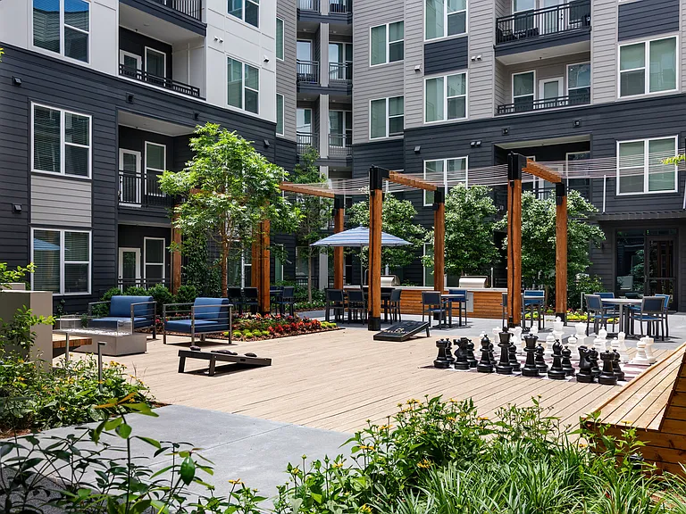 Bellamy Executive Park — Photo 12