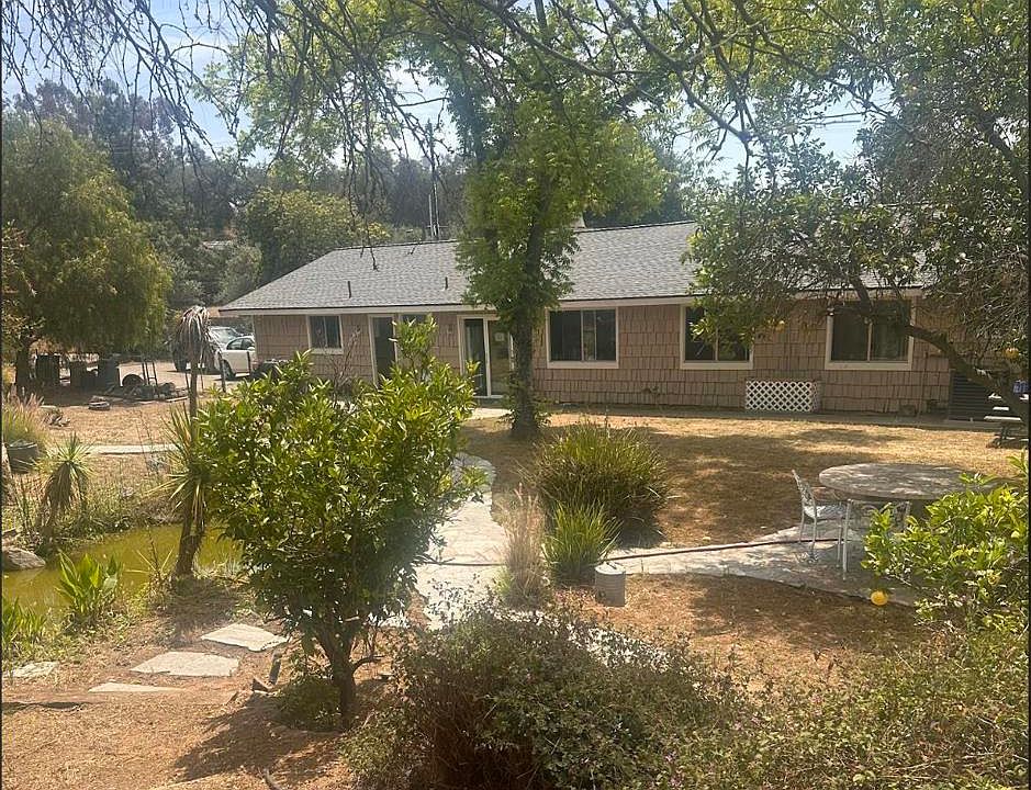 1st image of 2758 Kauana Loa Dr