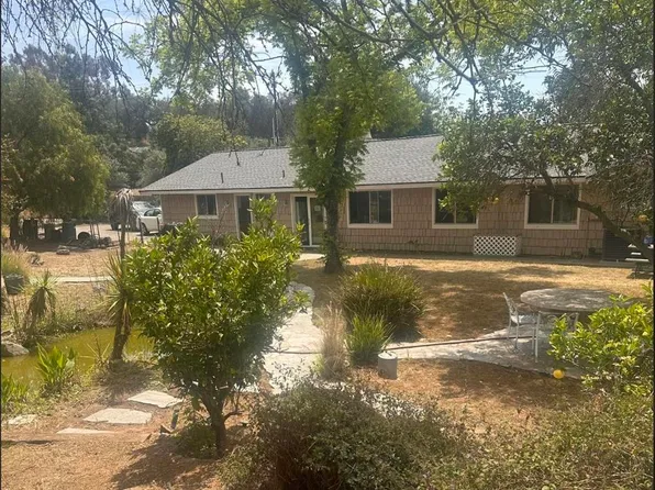 2758 Kauana Loa Dr, Escondido, CA 92029