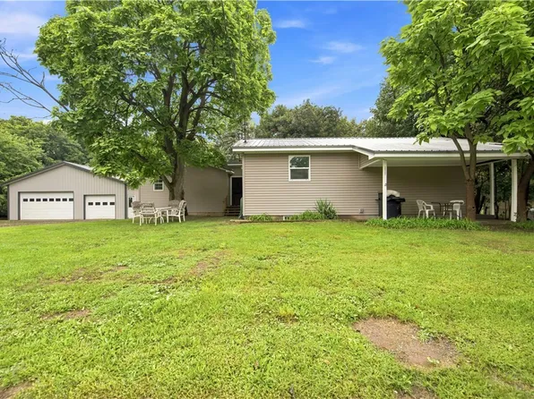 16151 Canal Rd, Holley, NY 14470