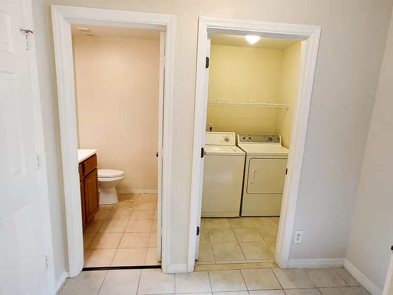 8105 Olympia Ct — Photo 8