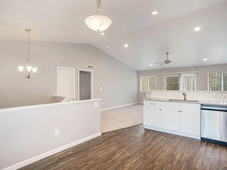 4397 Soya Ave — Photo 8