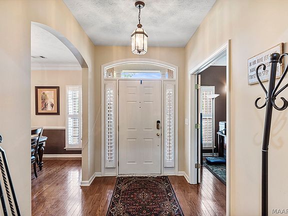 3rd image of 9161 Carters Grove Way