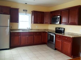 88 Plain St, Fall River, MA 02723