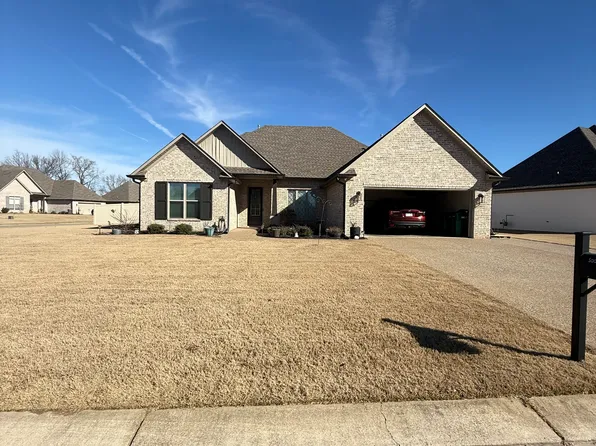 (undisclosed Address), Medina, TN 38355