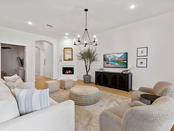 5th image of 18030 Blu Terrace Dr