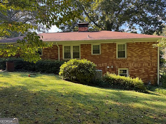 4th image of 246 Woodvale St