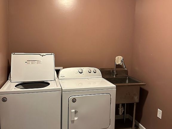 5th image of 1568 N Williwaw Way #1