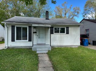 21105 Atlantic Ave, Warren, MI 48091