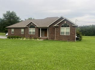 2008 Espy Rd, Bradyville, TN 37026