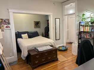 32 Hemenway St #20, Boston, MA 02115