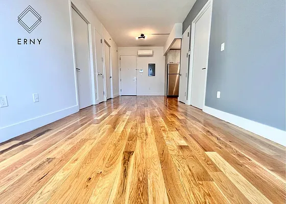 Rented by ERNY LLC | media 30