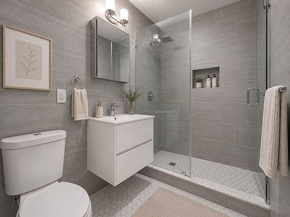 3rd image of 941 Washington Ave #316