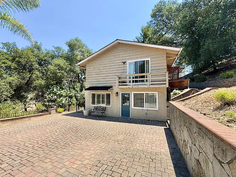 17420 Blue Jay Ct — Photo 1