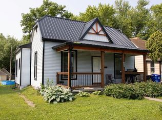 670 E 15th St, Sedalia, MO 65301