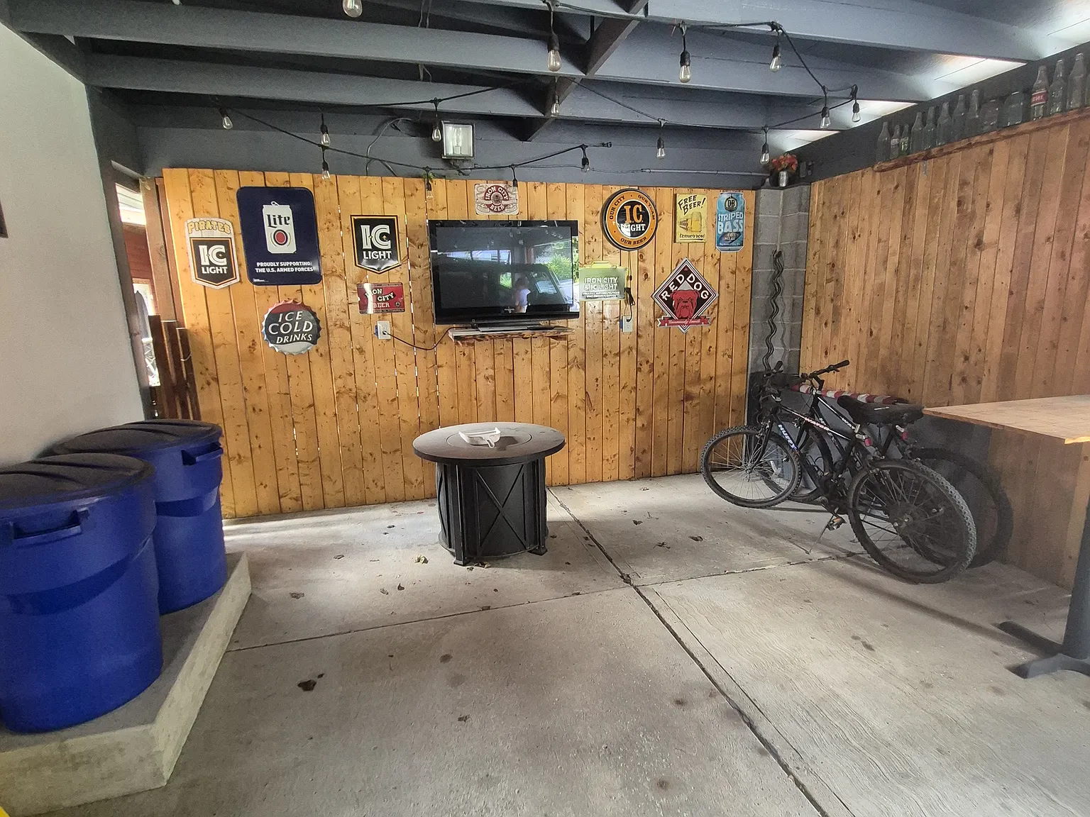 2 bed, 2500 sqft, $725 — Photo 2
