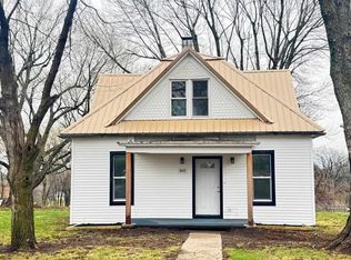 302 N Iowa St, Highland, KS 66035