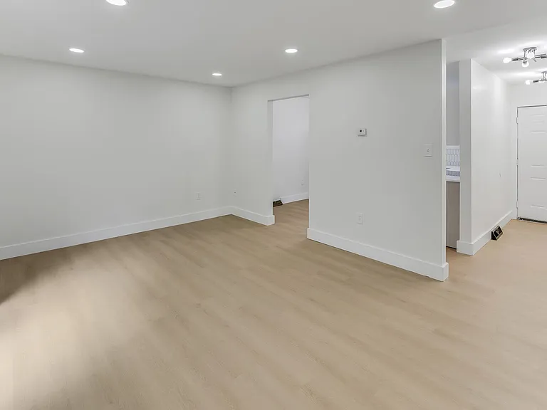 Indian Oaks Townhomes — Photo 13