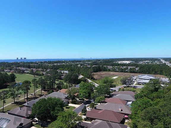 5th image of Gulf Breeze Pkwy