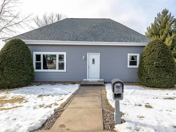 1010 N Elm St, Platteville, WI 53818