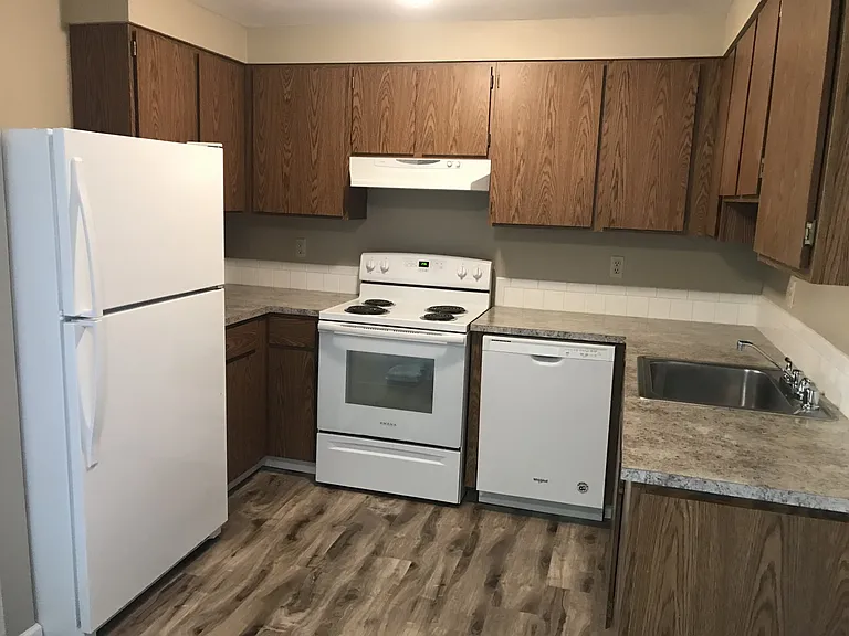 233 NE Damson Pl #3 — Photo 3
