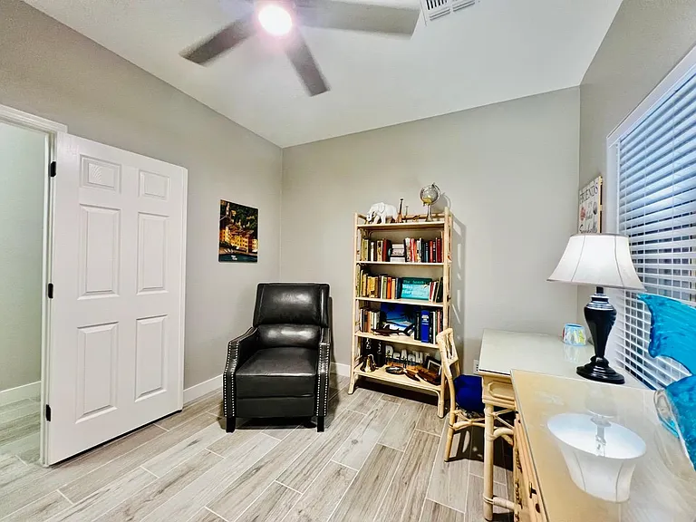 492 E Rainbow Dr — Photo 48