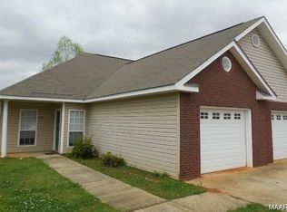69 Pine Meadow Cir, Elmore, AL 36025