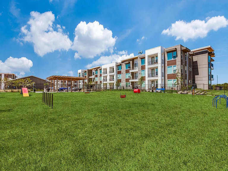 Birchstone Cedar Ridge — Photo 18