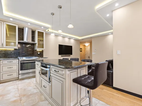 45 Oceana Drive East image 9 of 31