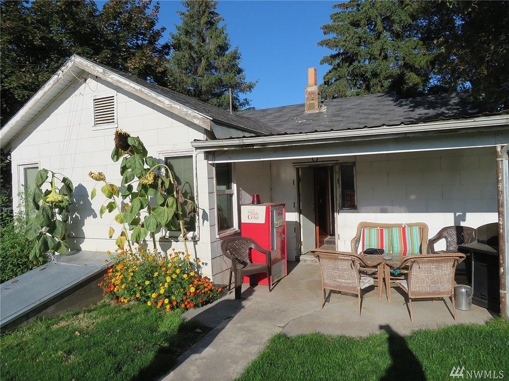 135 W May St, Washtucna, WA 99371 Zillow
