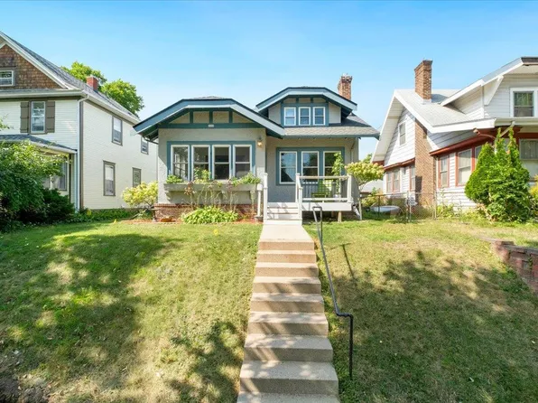 2606 Hayes St NE, Minneapolis, MN 55418