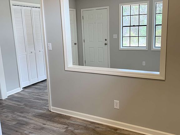 Kitchen to Livingroom