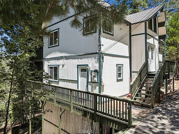 3rd image of 582 Grass Valley Ct