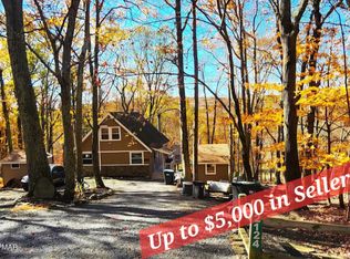 2124 Meadowlark Cir, Bushkill, PA 18324
