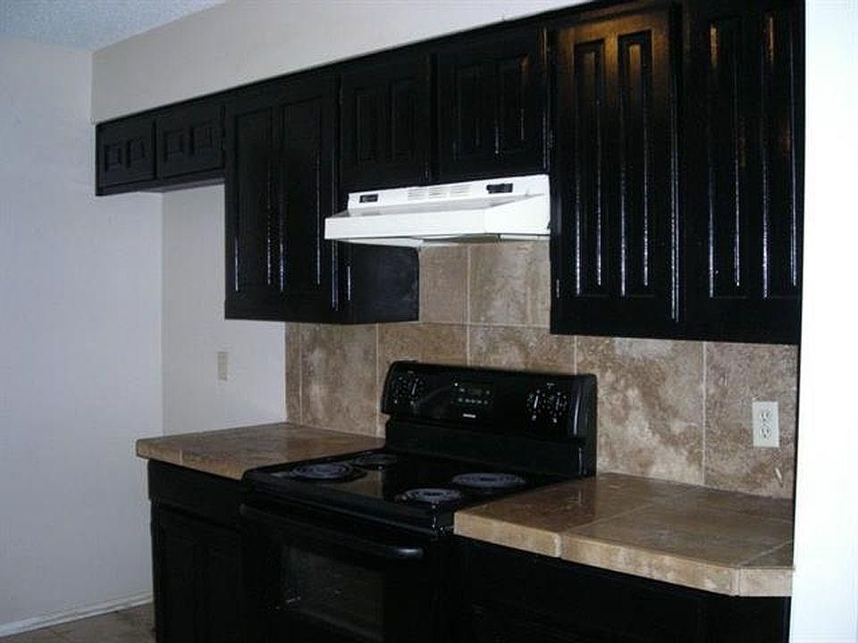 2nd image of 1441 Palmnold Cir E