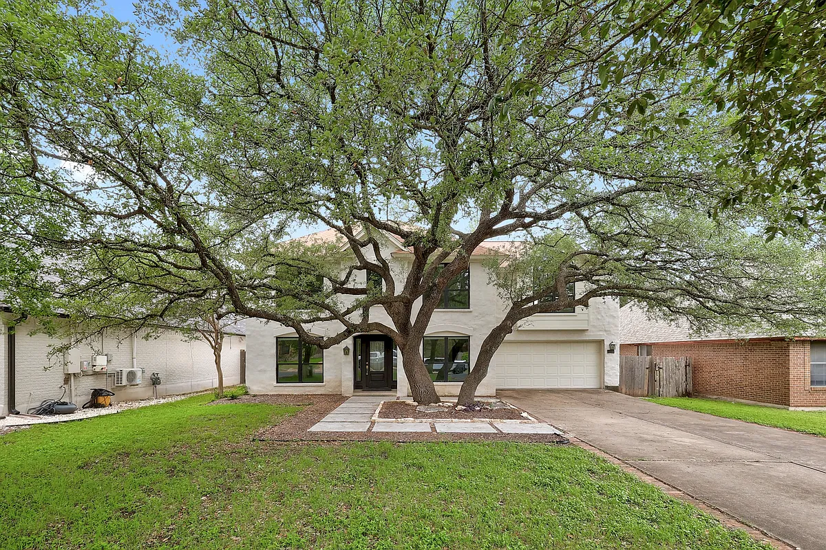 Building Photo - 2902 Buckeye Trl