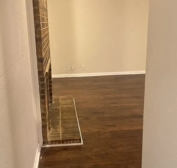 1901 Cloisters Dr #921 — Photo 33