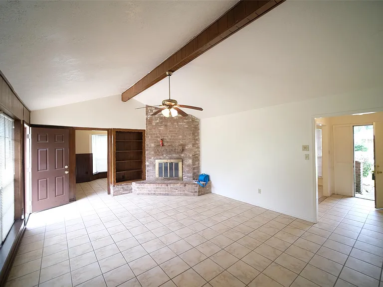 12327 Shannon Hill Cir — Photo 6