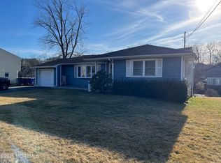 720 Brookside Dr, Toms River, NJ 08753