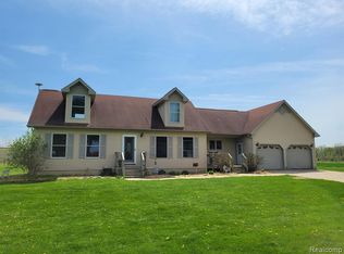 3750 E Taft Rd, Saint Johns, MI 48879