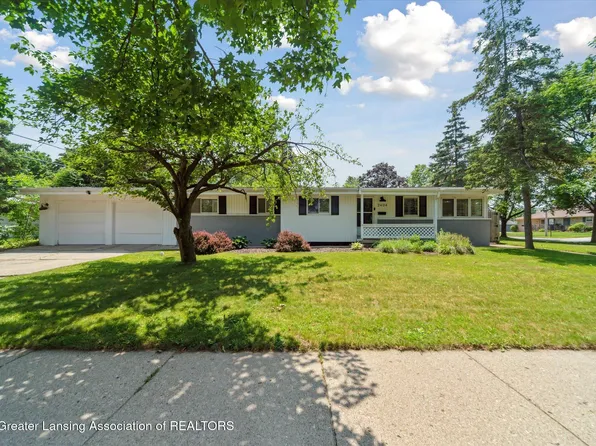 2404 Hopkins Ave, Lansing, MI 48912