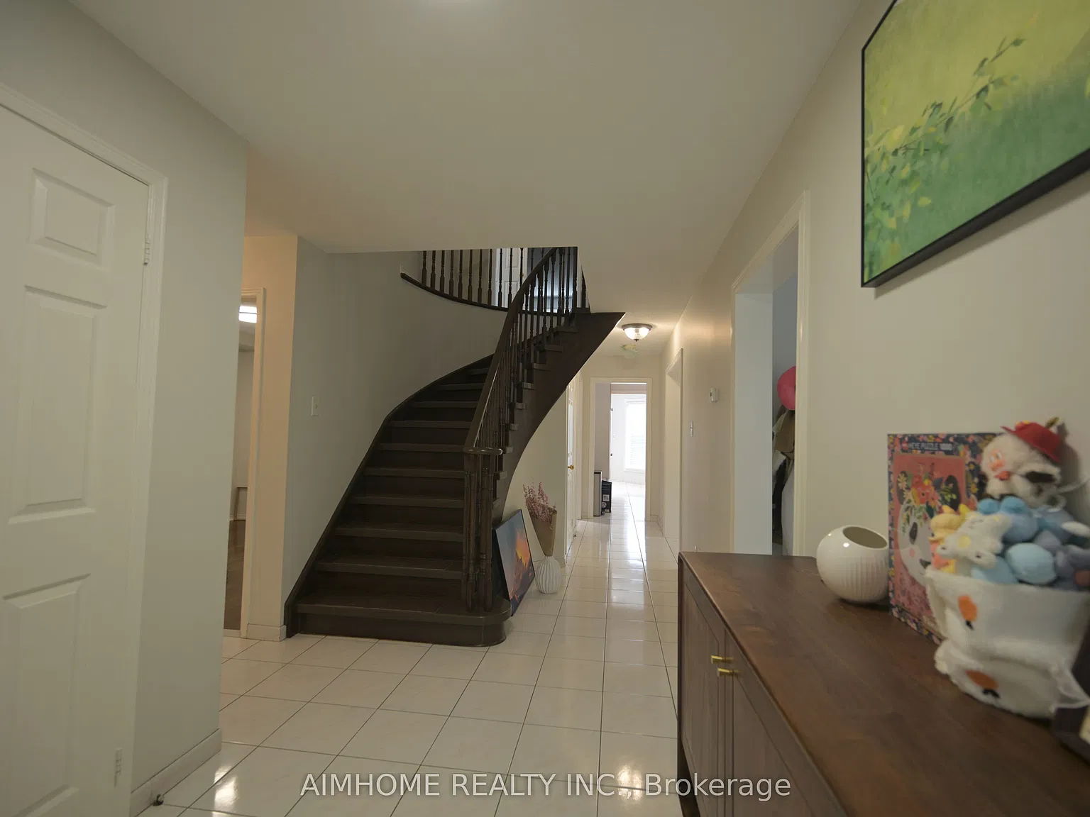 5 bed, $4,500 — Photo 2